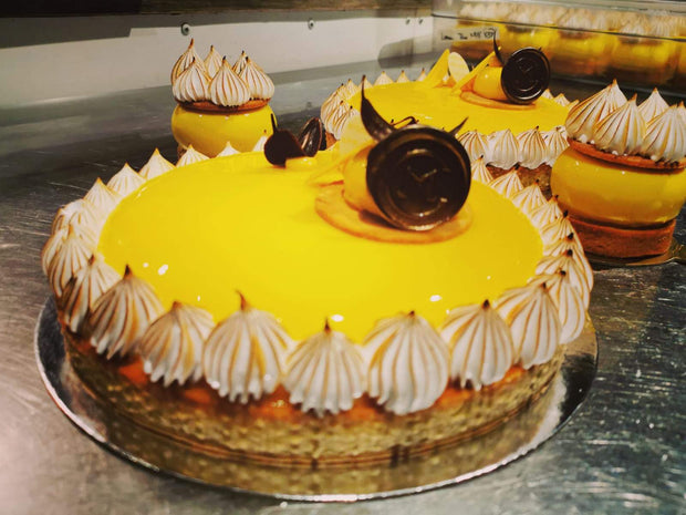 Celebration Cake 'Lemon Meringue Tart' - MiannChocolateFactory